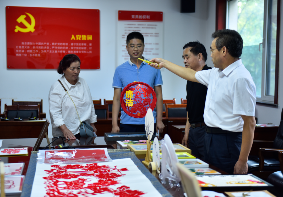 寿光园林建设集团：手工艺品寓廉意 清廉之风润园林